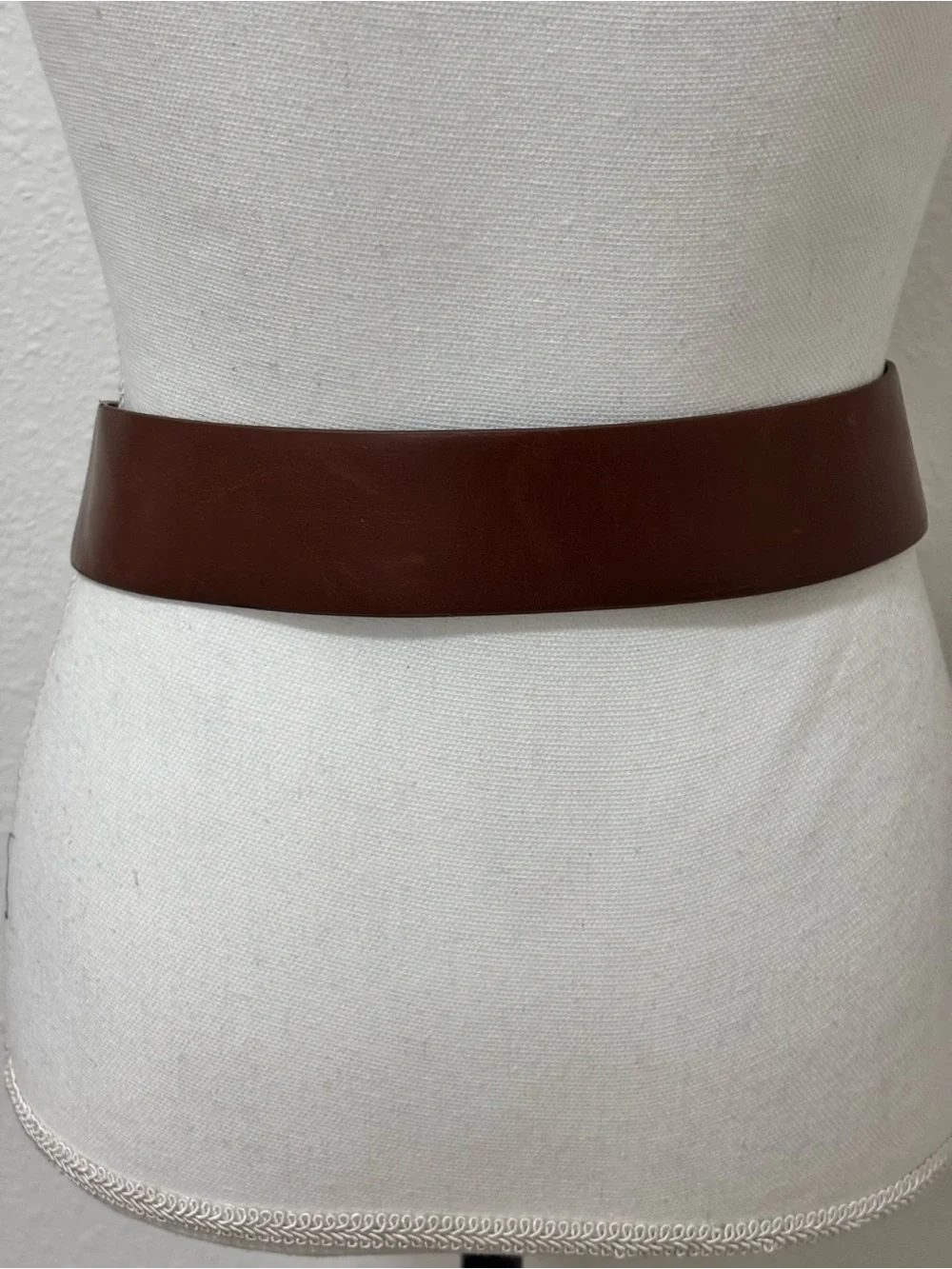 Michael Kors Women’s Brown Wide Belt  Rectangular Buckle  Size Small